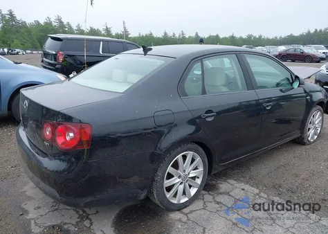 2010 Volkswagen Jetta Wolfsburg Edition из США, поврежденный, VIN 3VWRA7AJ6AM091758
